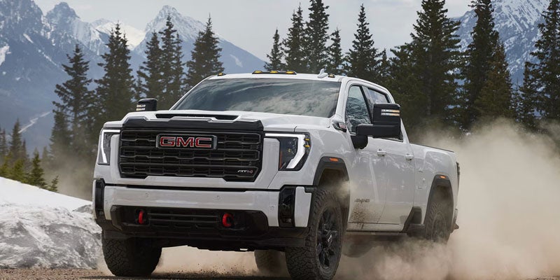 Experience the strength of the Sierra 2500HD Denali